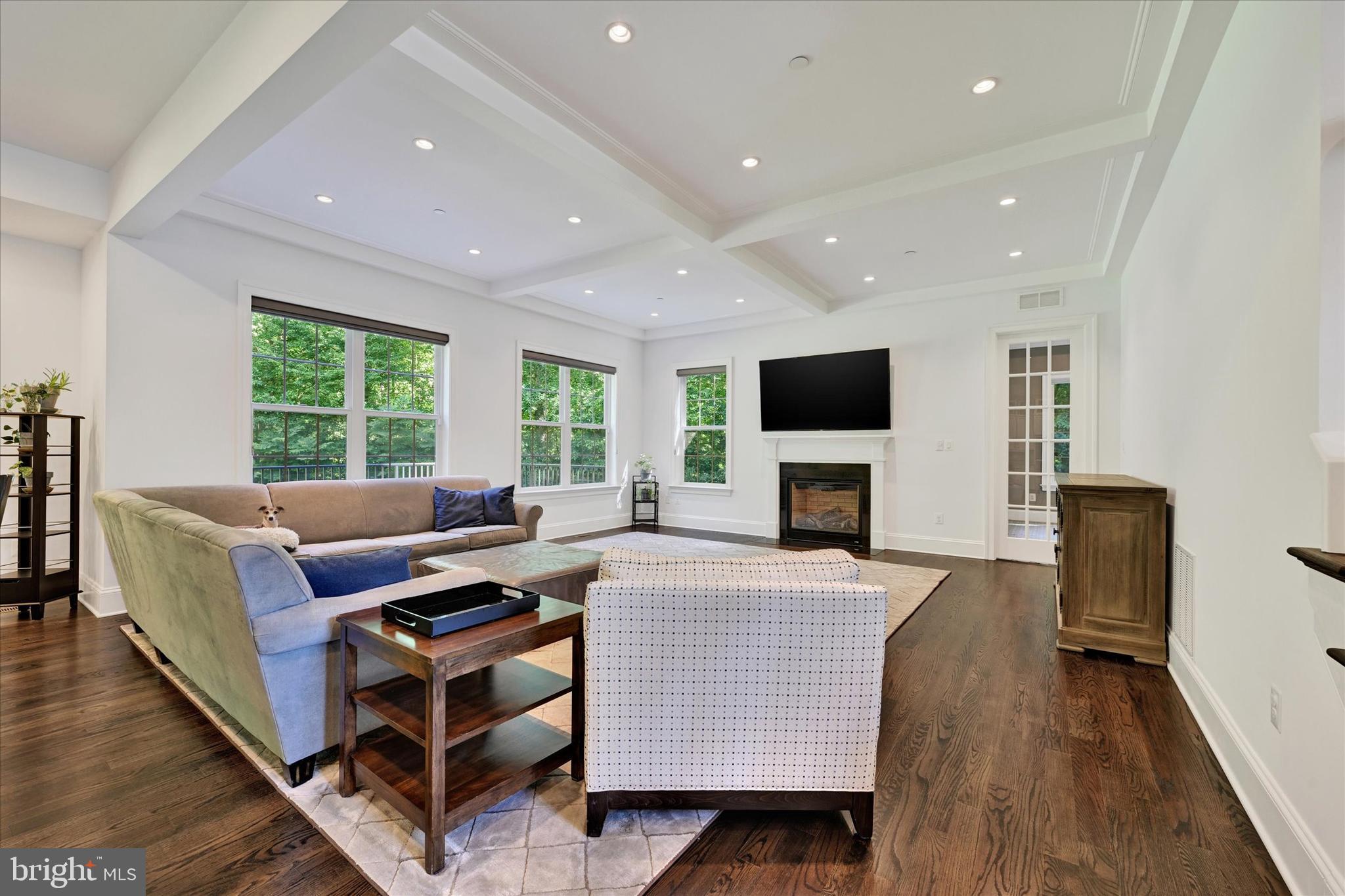 LYONSWOOD - Residential