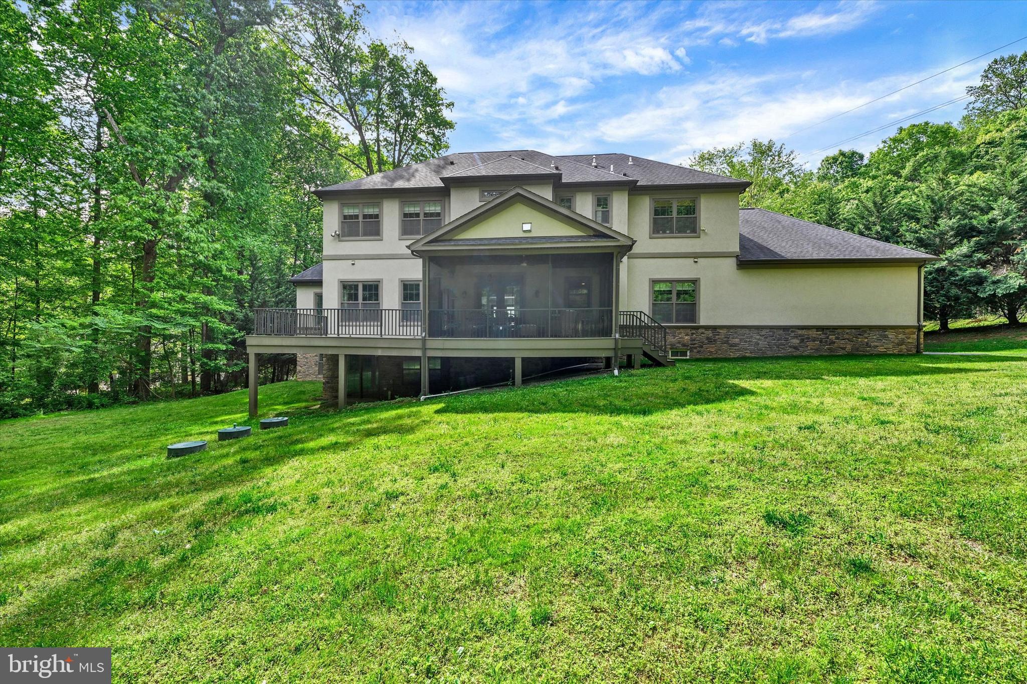 LYONSWOOD - Residential