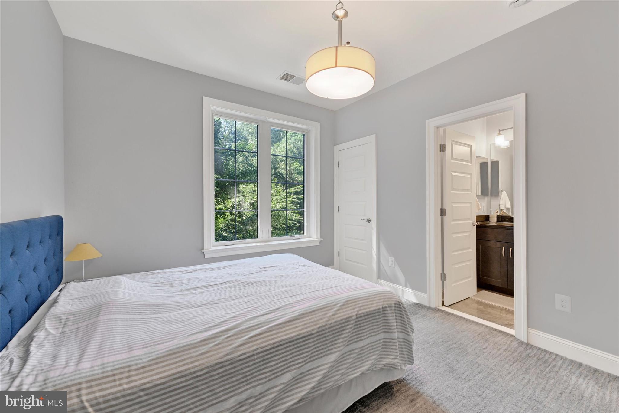 LYONSWOOD - Residential