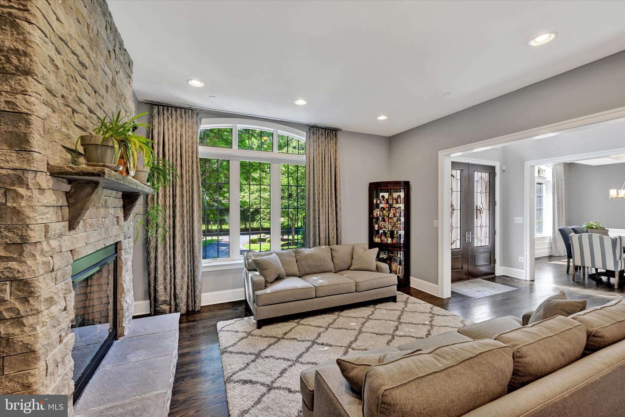 LYONSWOOD - Residential
