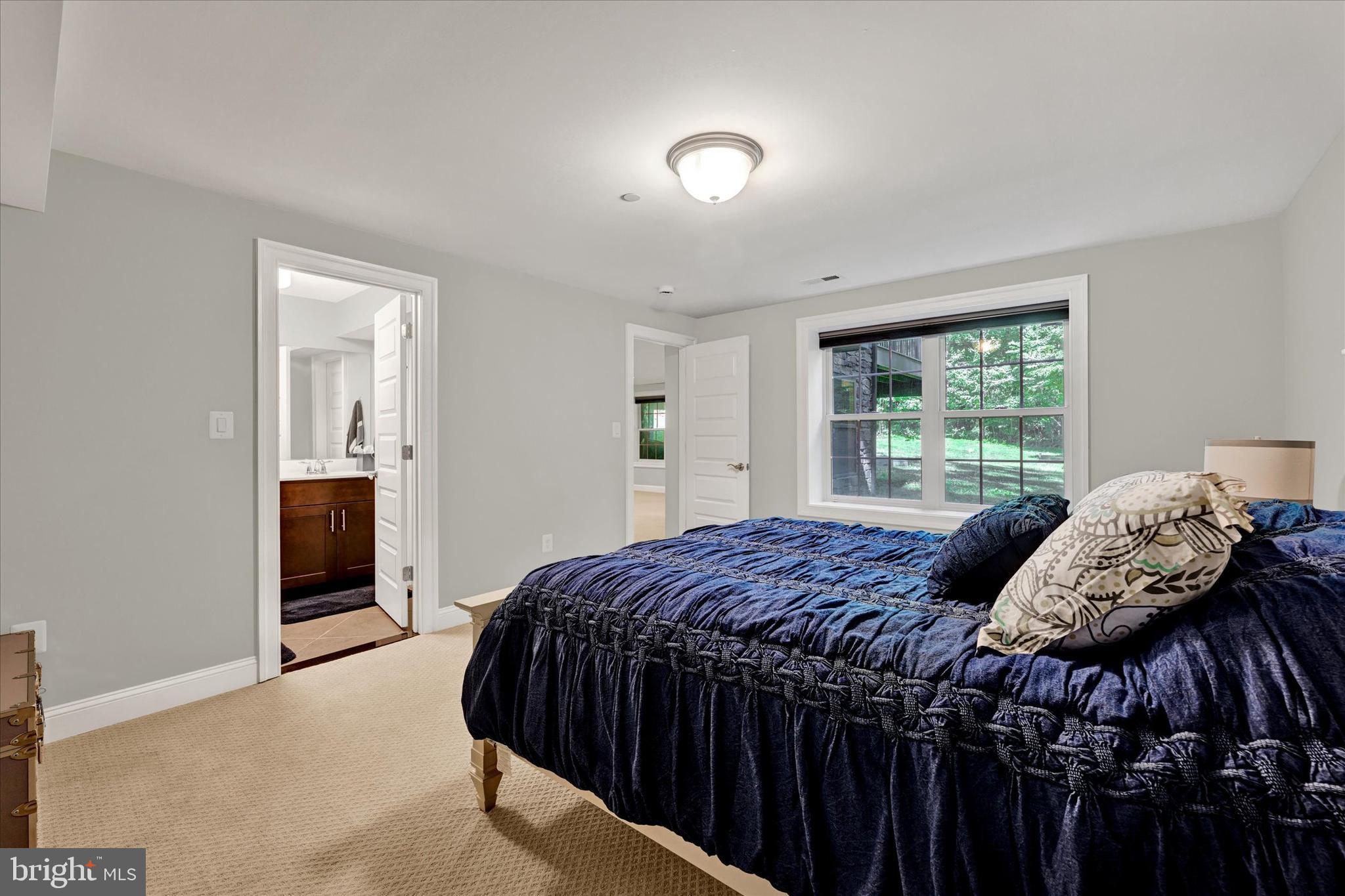 LYONSWOOD - Residential