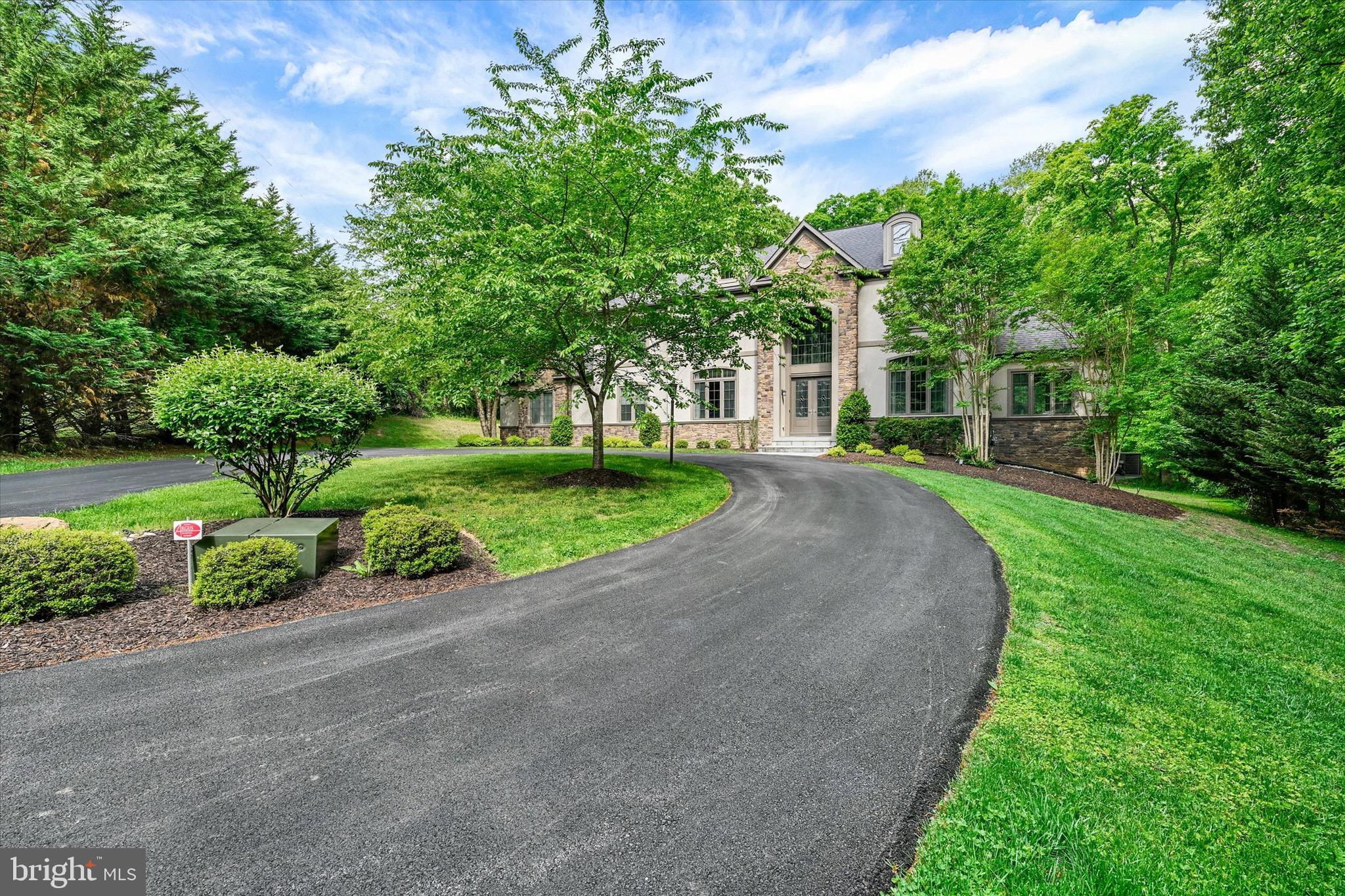 LYONSWOOD - Residential