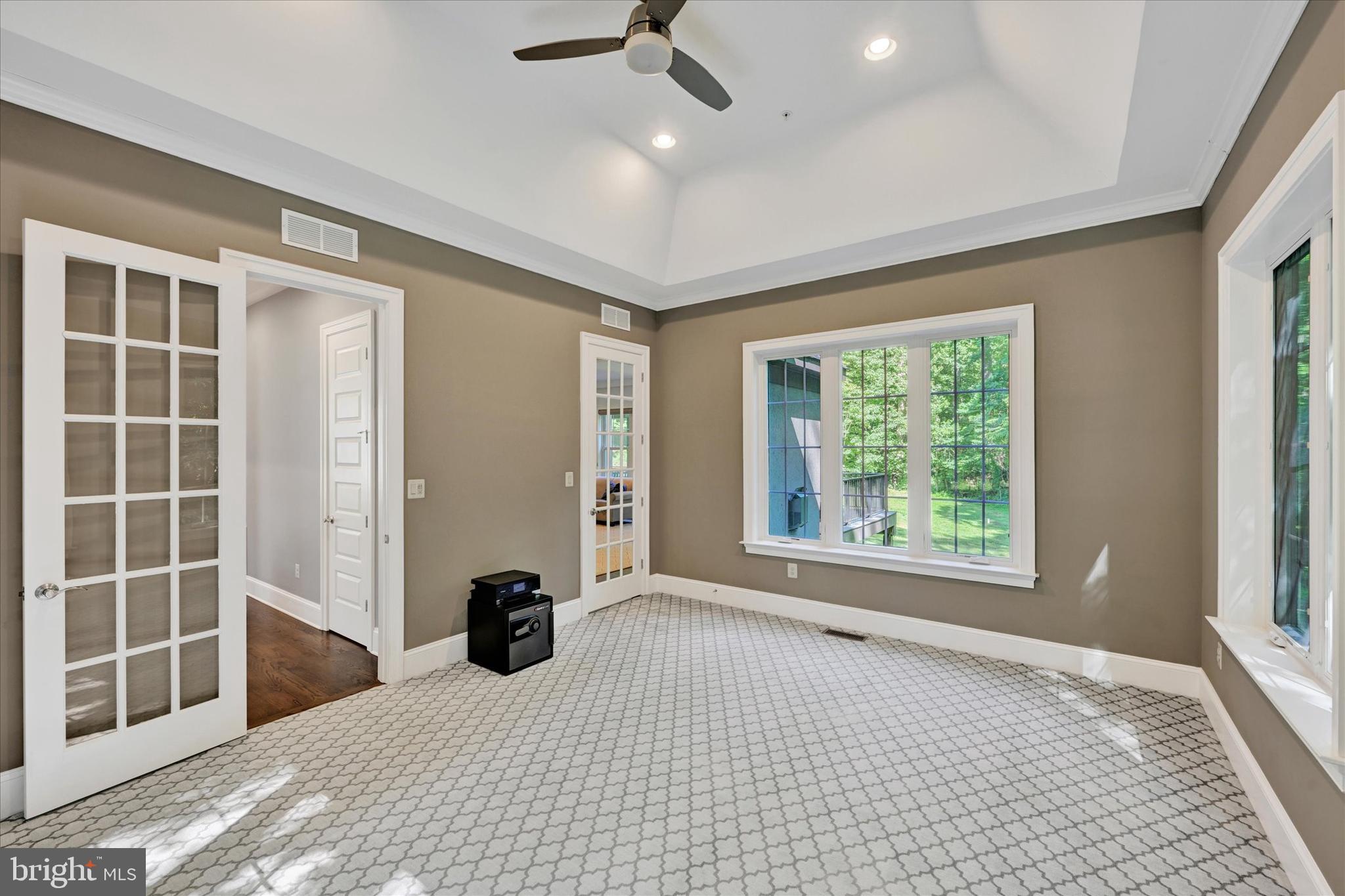LYONSWOOD - Residential