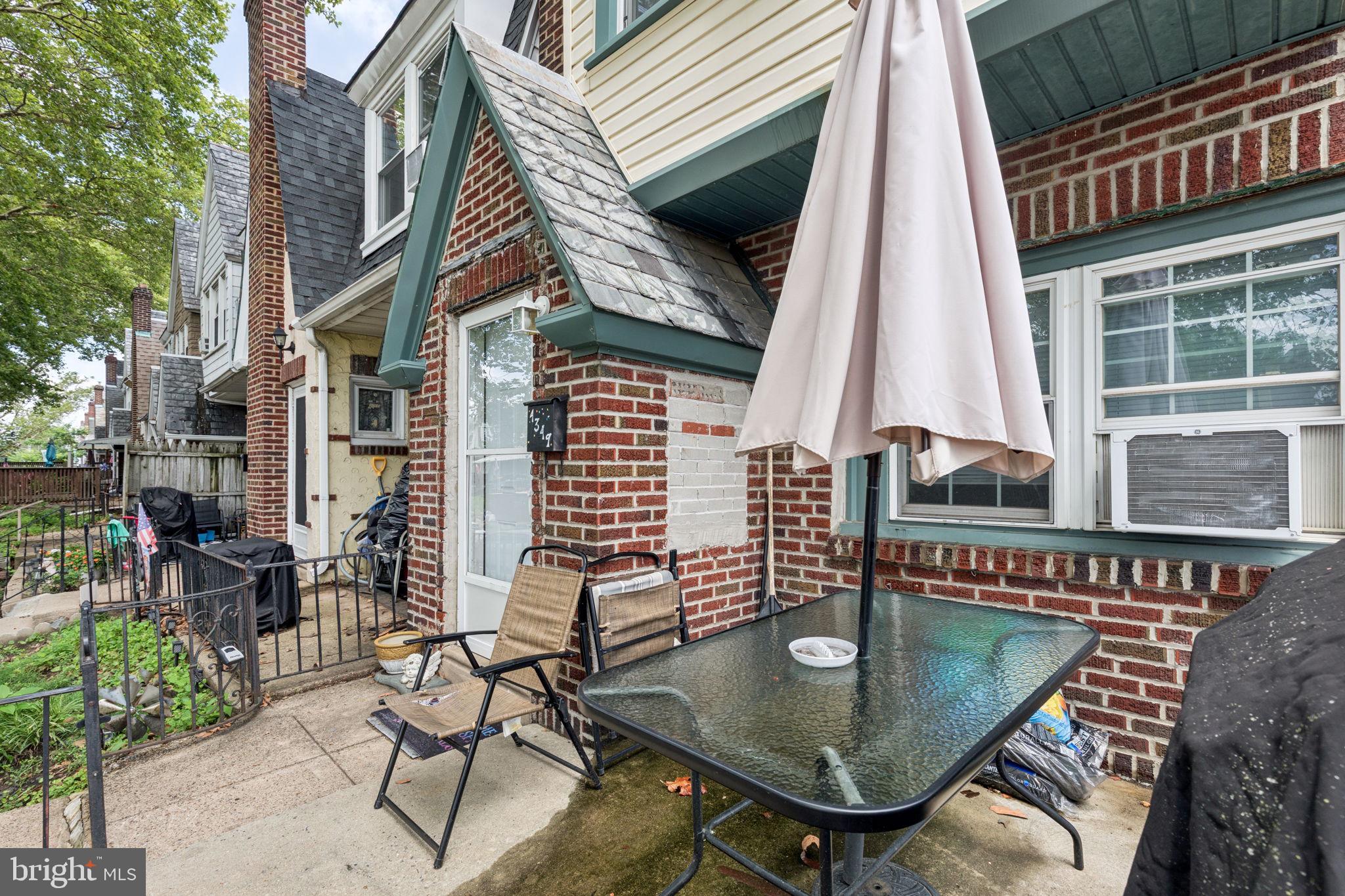 MAYFAIR - Residential