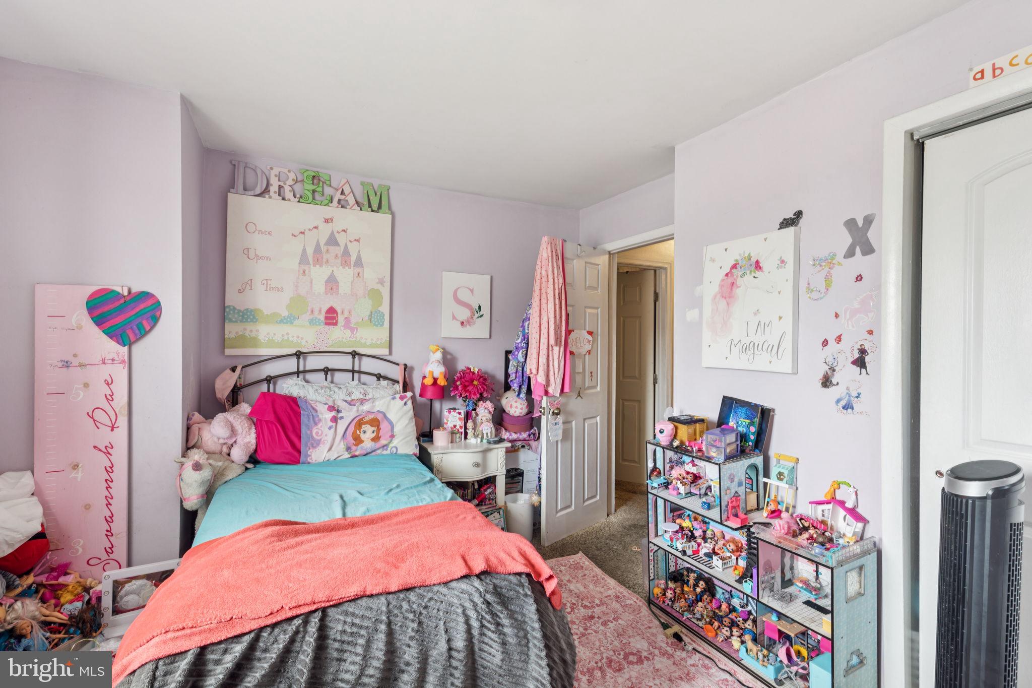 MAYFAIR - Residential