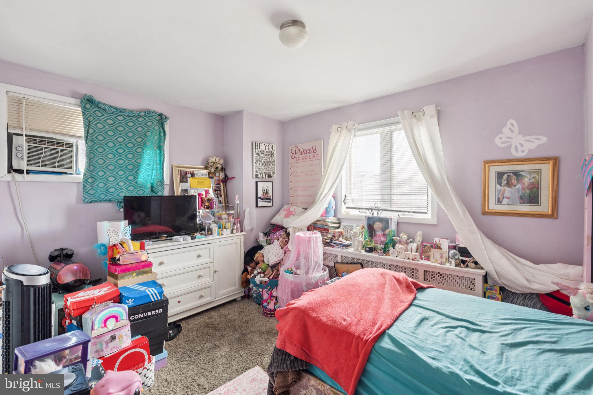 MAYFAIR - Residential