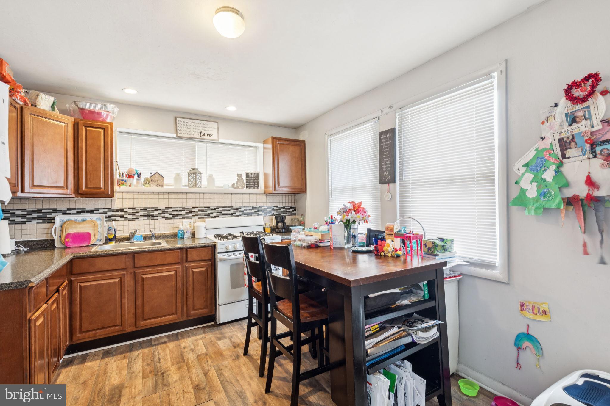 MAYFAIR - Residential