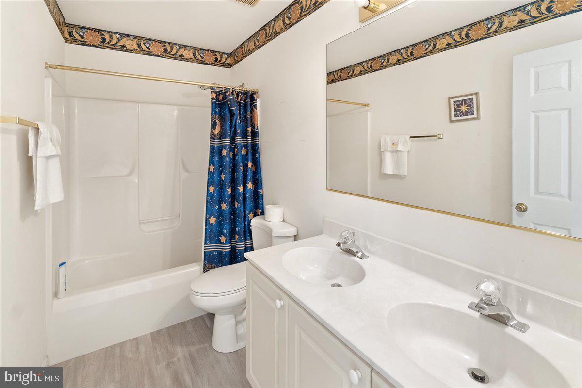 CANVASBACK RIDGE - Residential