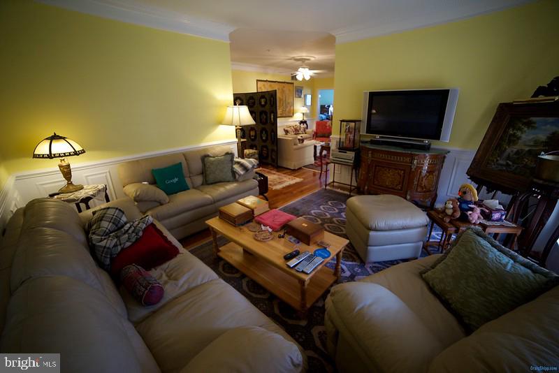 ALBERT COURTS - Residential