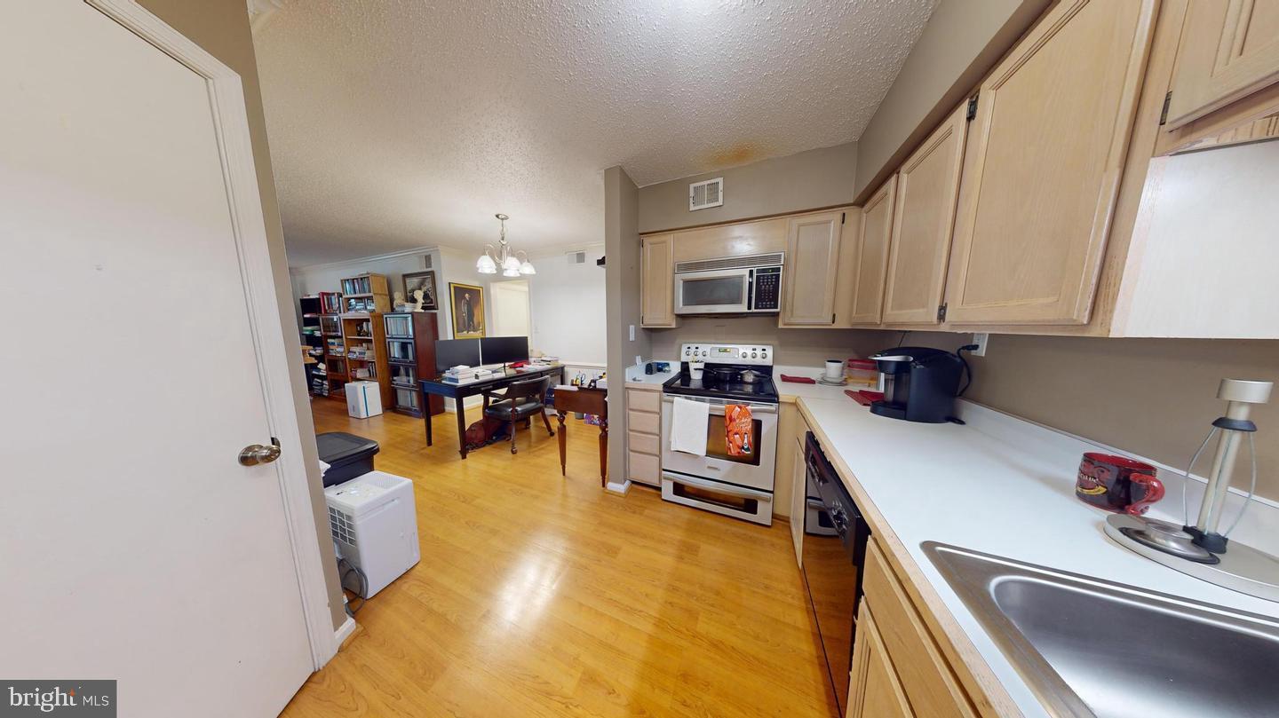 3101 PATRICK HENRY DRIVE 132