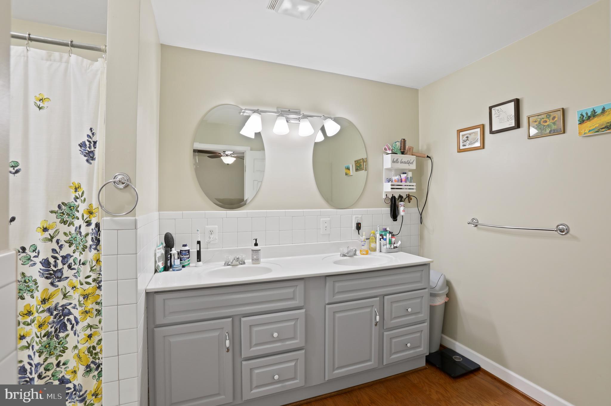 WALNUT SPRINGS - Residential