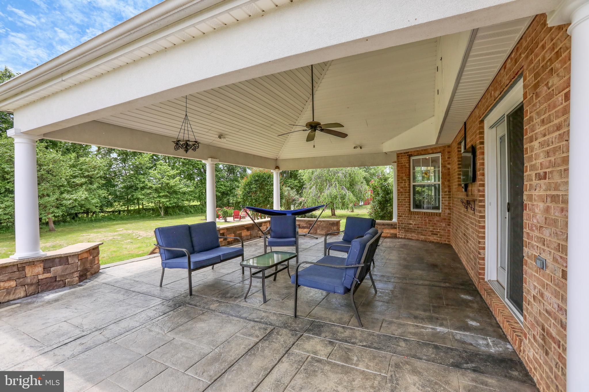 WALNUT SPRINGS - Residential