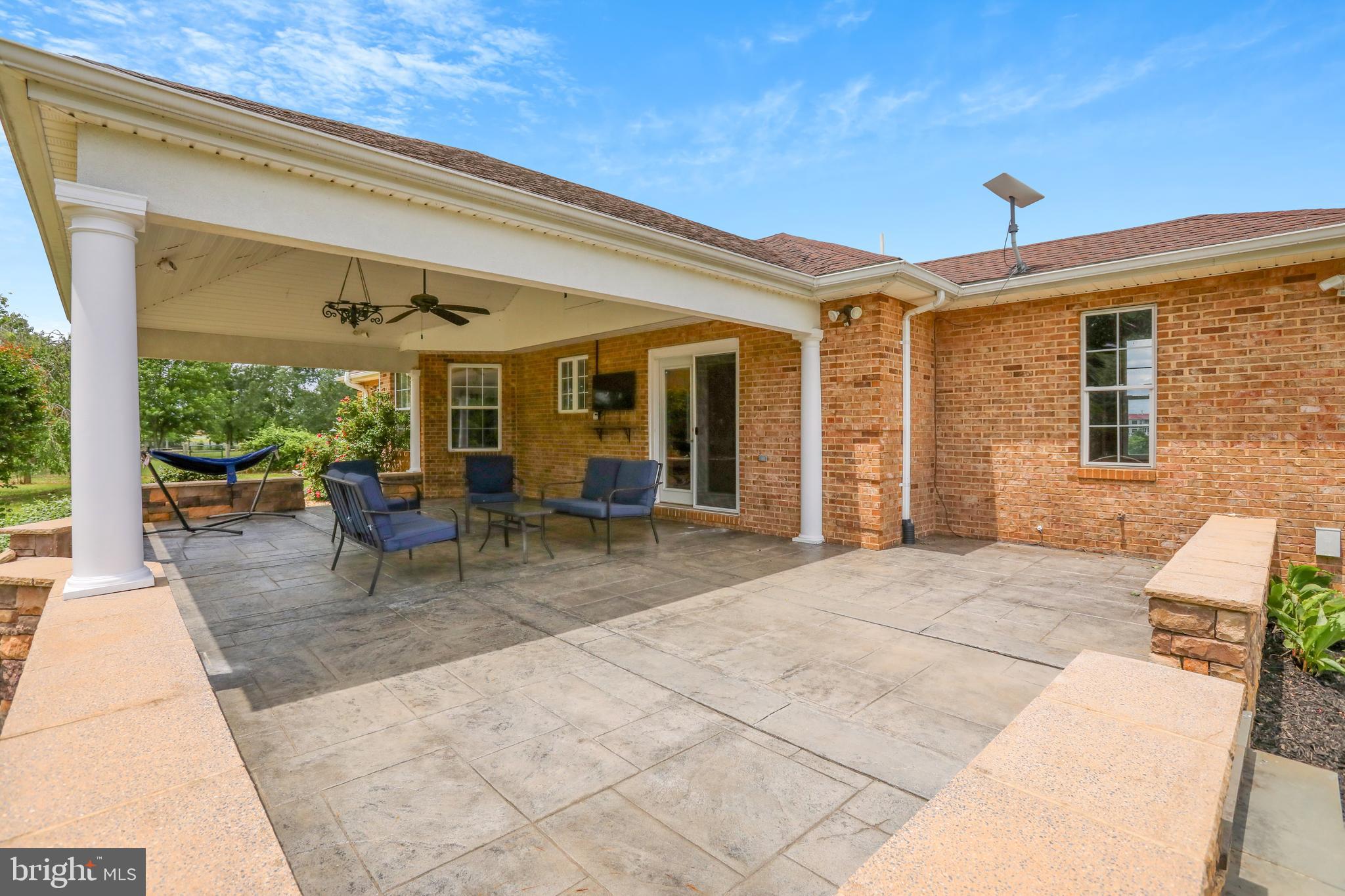 WALNUT SPRINGS - Residential