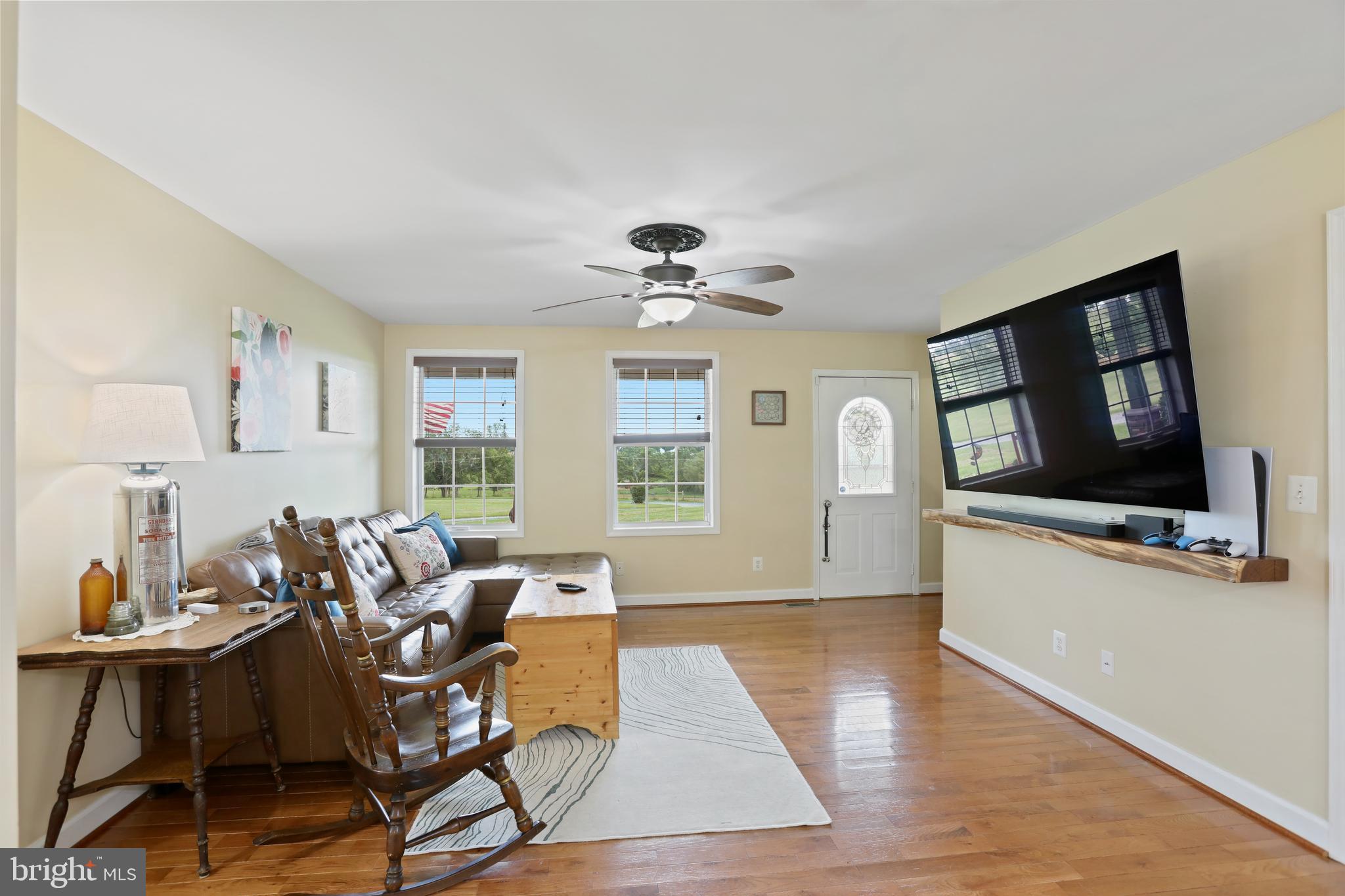 WALNUT SPRINGS - Residential