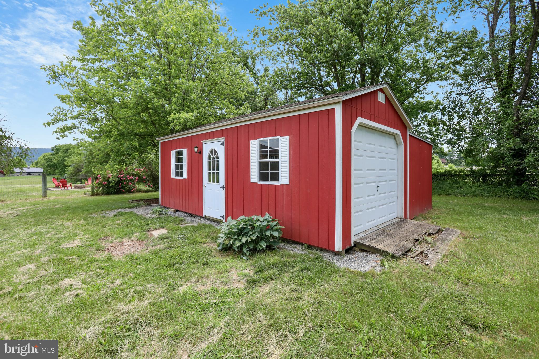 WALNUT SPRINGS - Residential