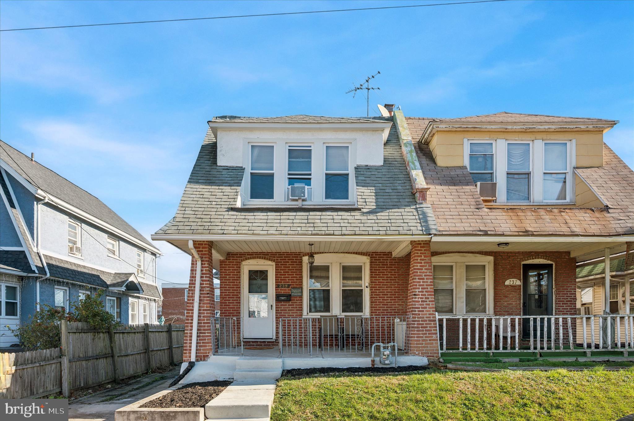 LANSDOWNE - Residential