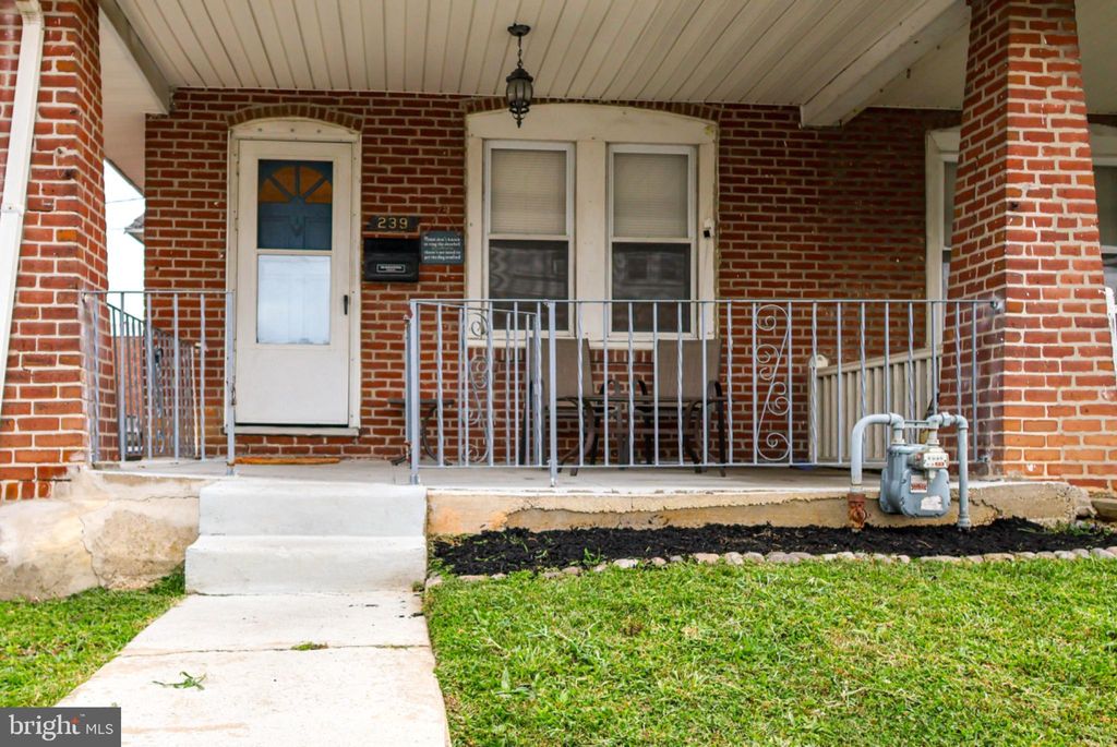Photo of 239 N Maple Avenue, LANSDOWNE, PA 19050 (MLS # PADE2098642)