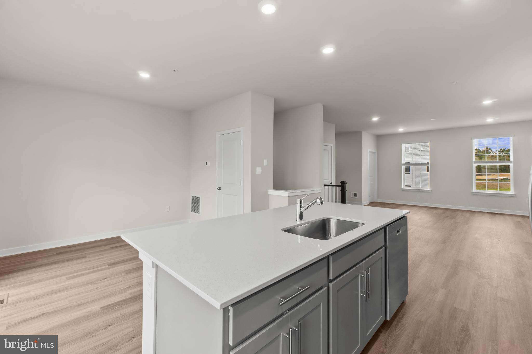 PINEGROVE - Residential