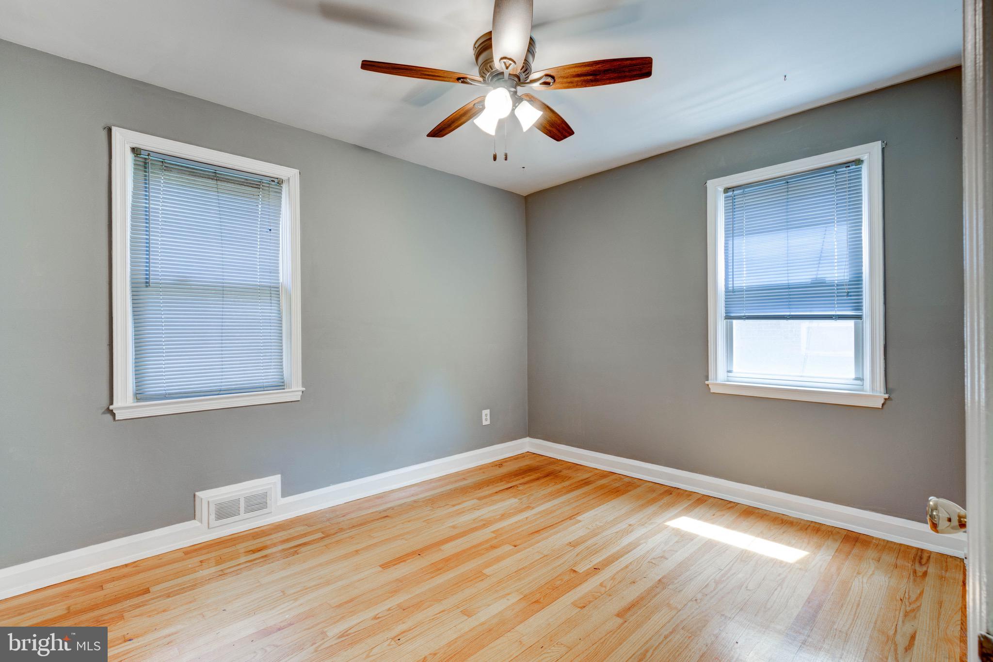 GLENDALE - Residential