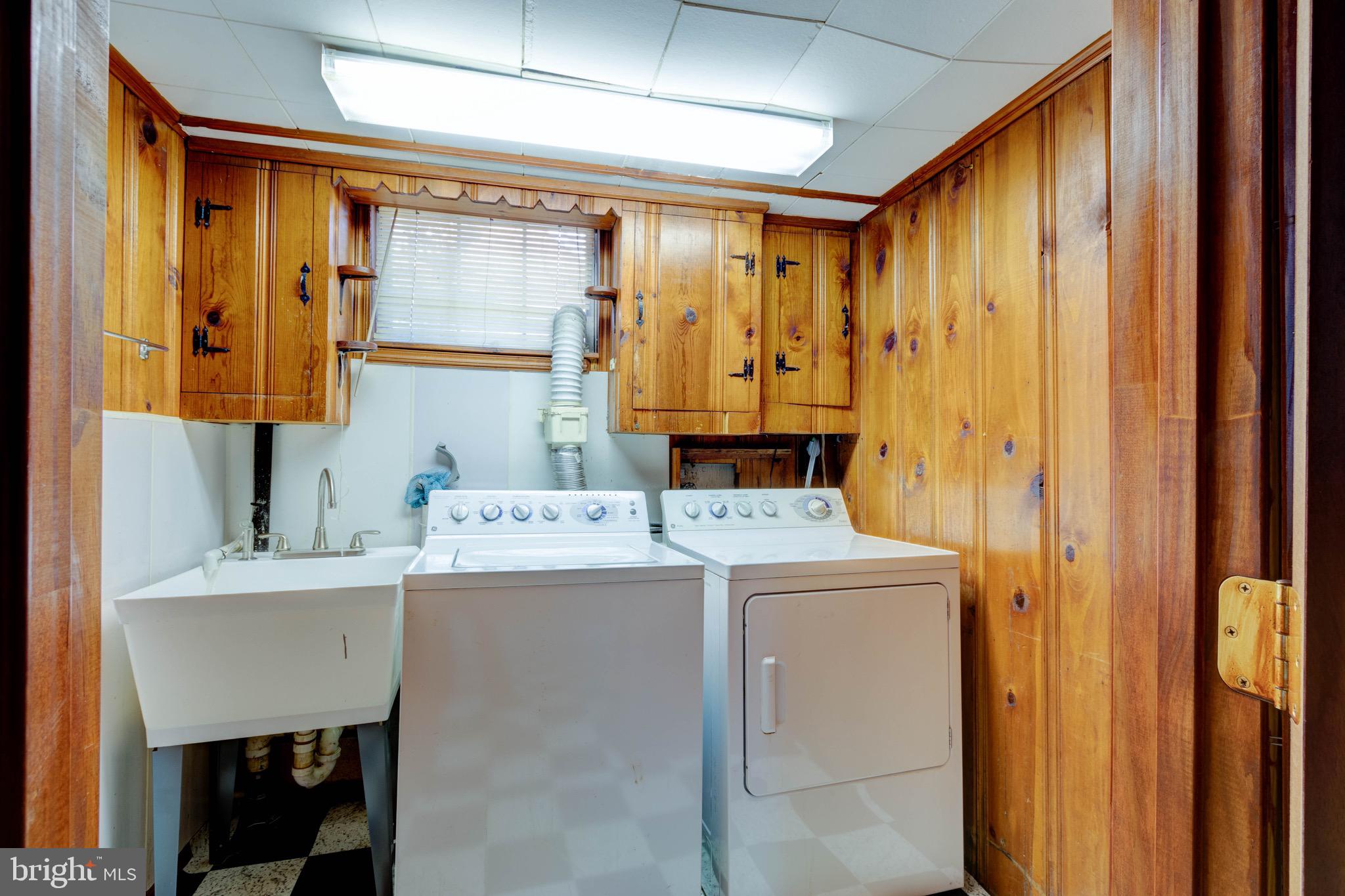 GLENDALE - Residential