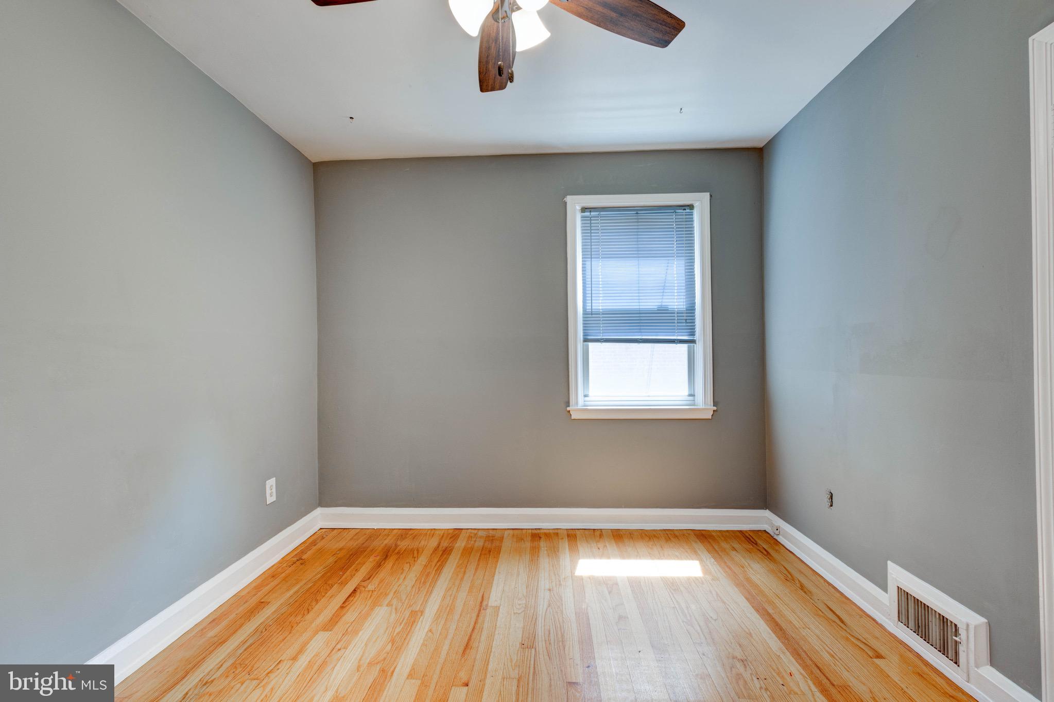 GLENDALE - Residential