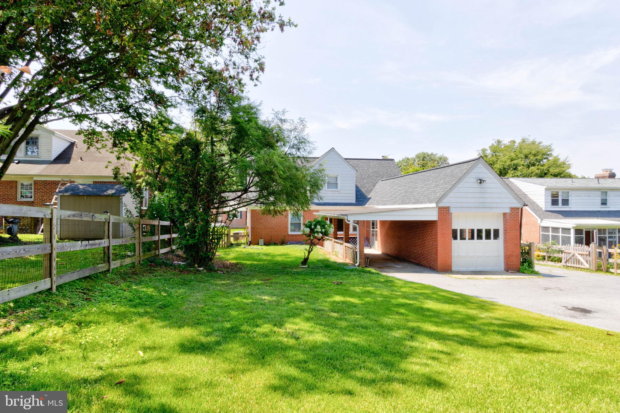 GLENDALE - Residential