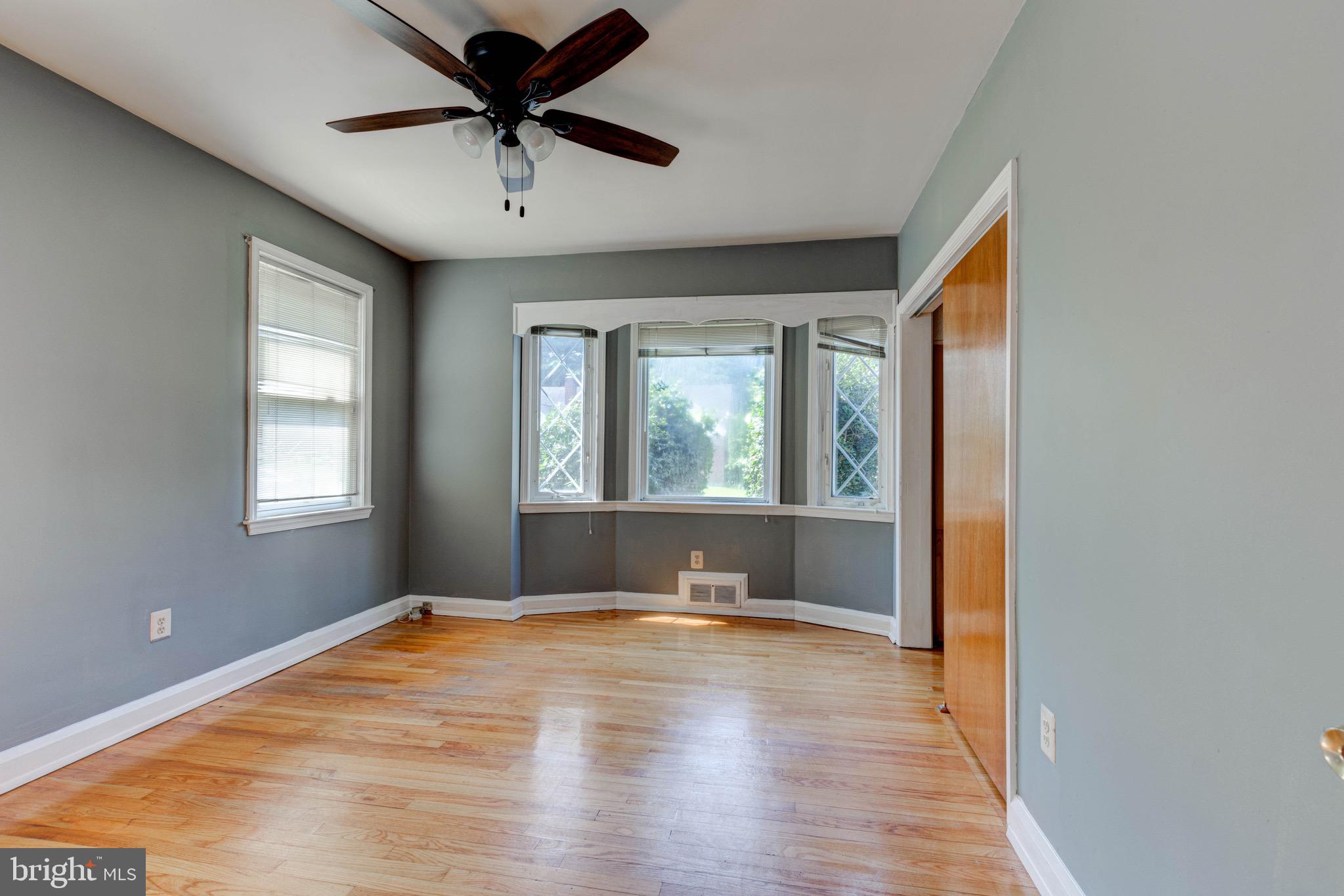 GLENDALE - Residential