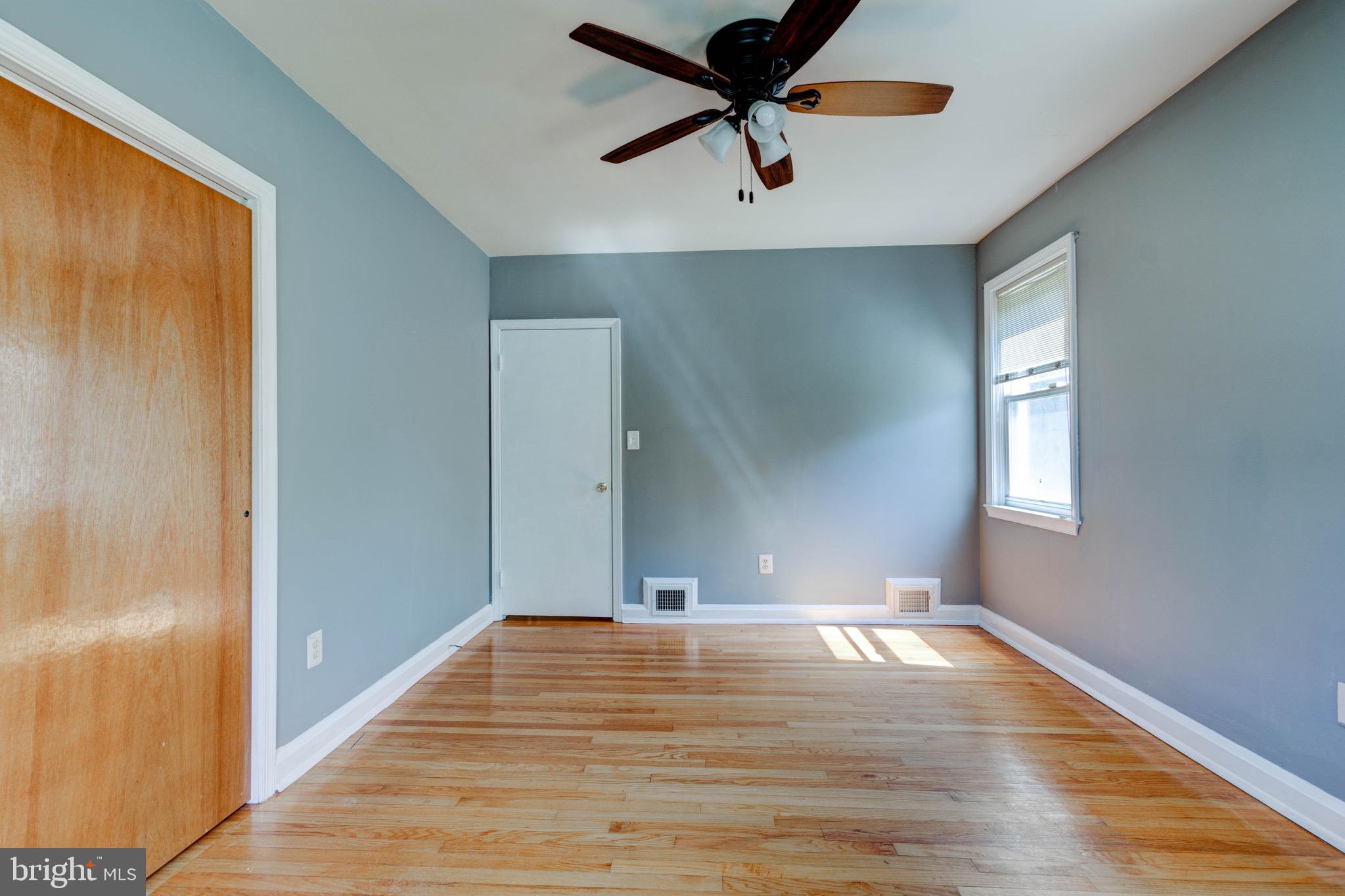 GLENDALE - Residential