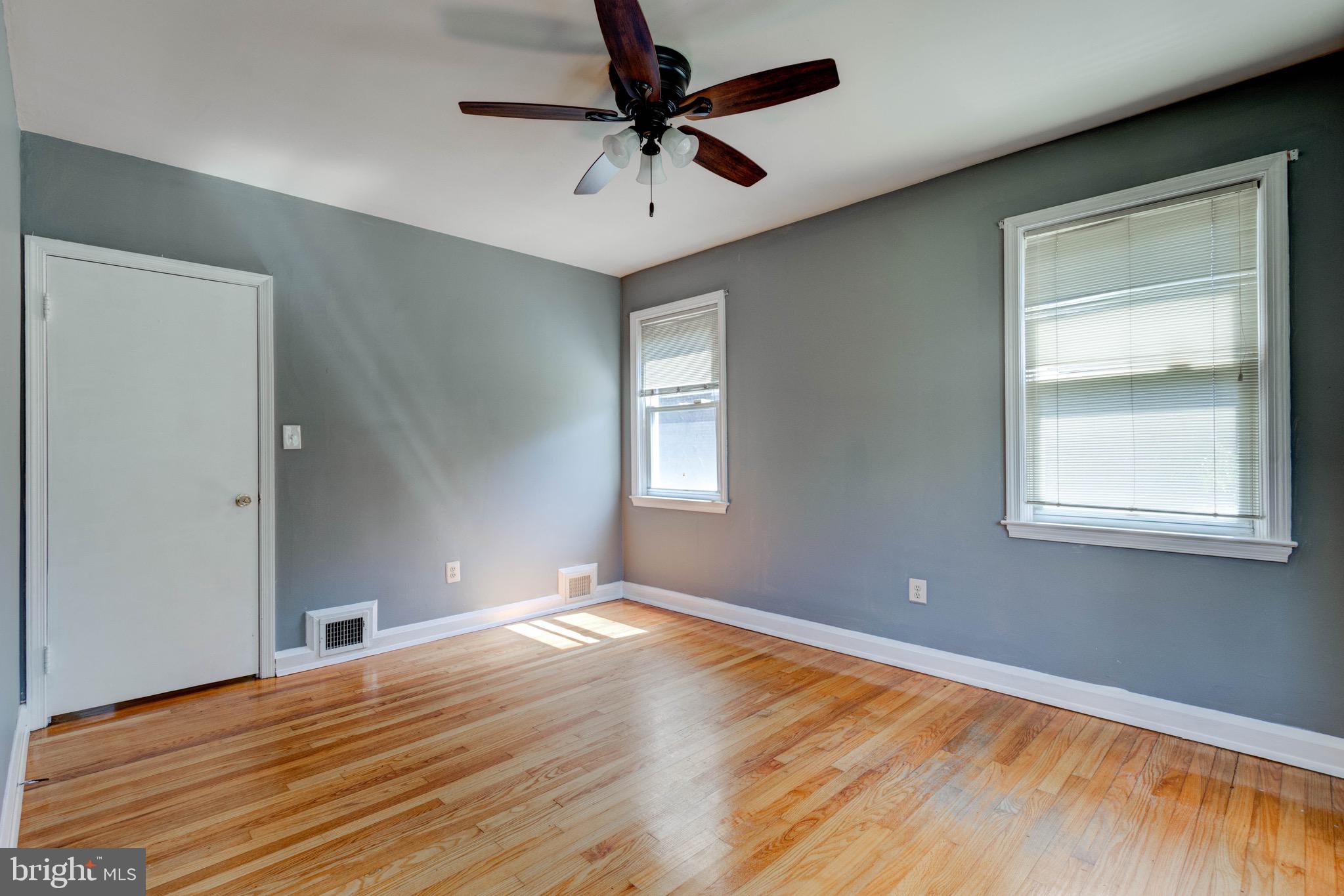 GLENDALE - Residential