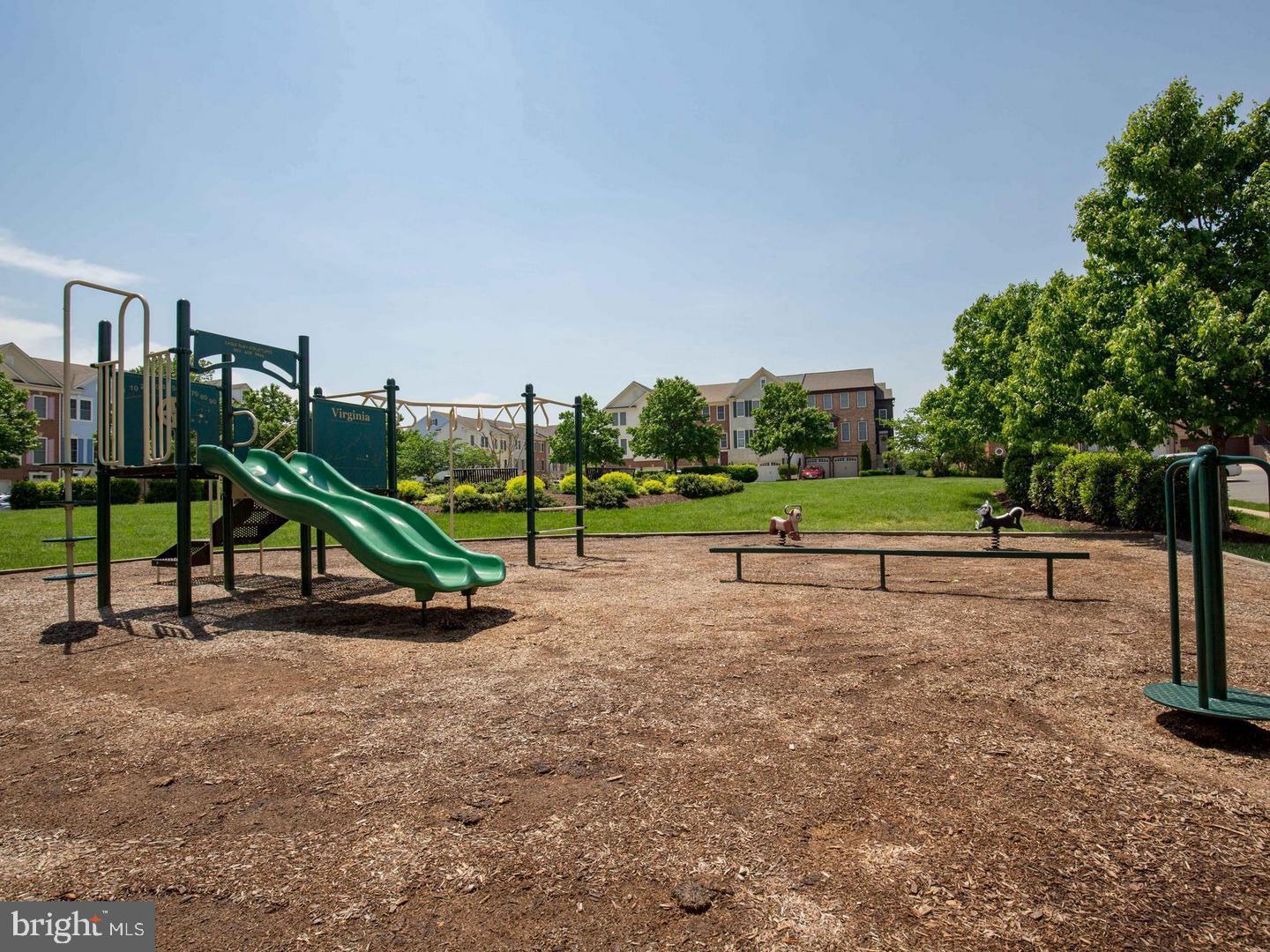 OAKLAWN - Residential Lease