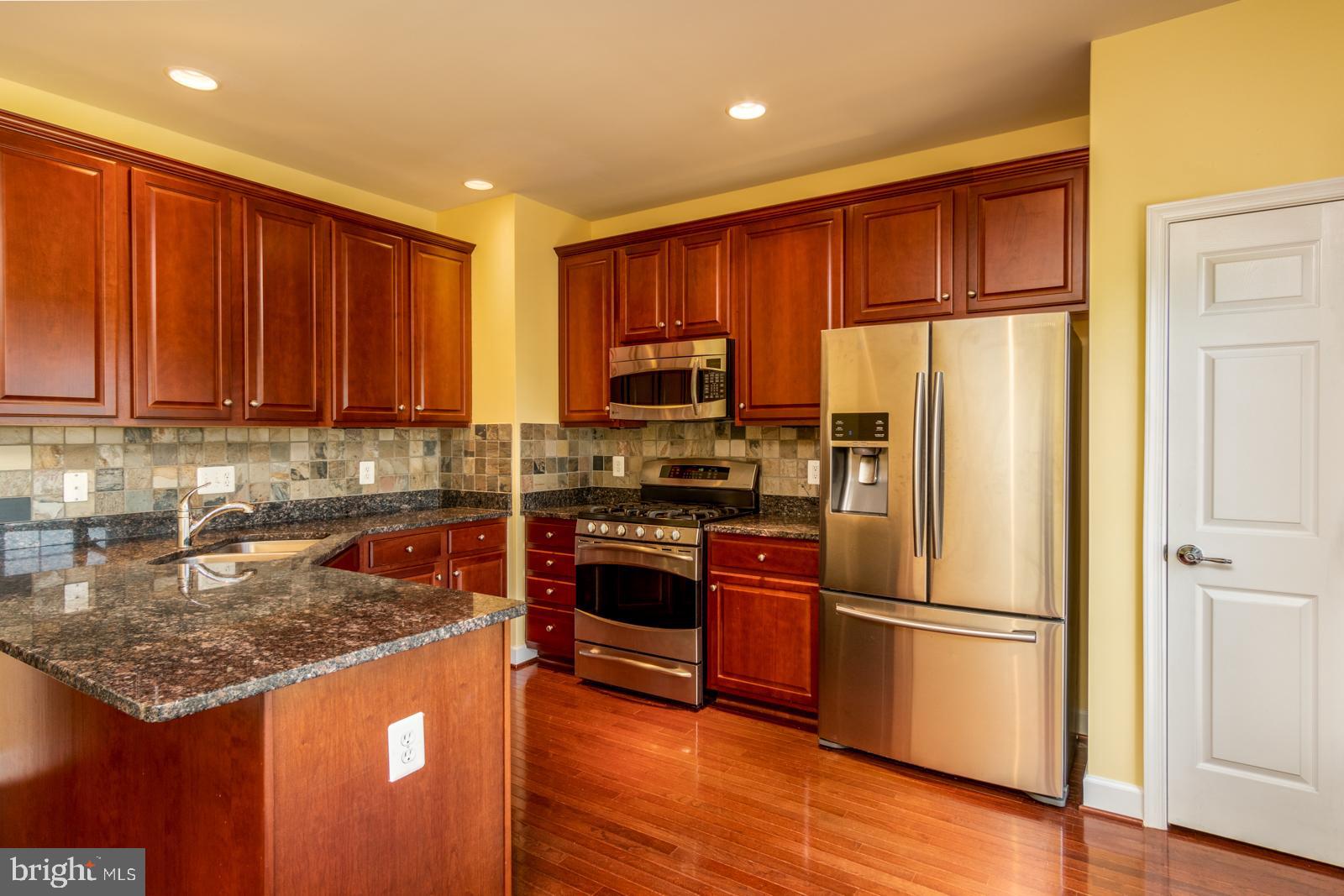 OAKLAWN - Residential Lease