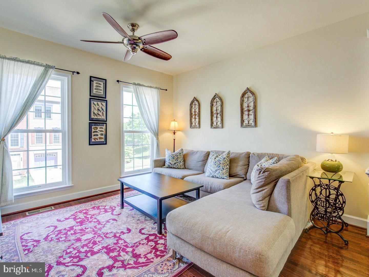 OAKLAWN - Residential Lease