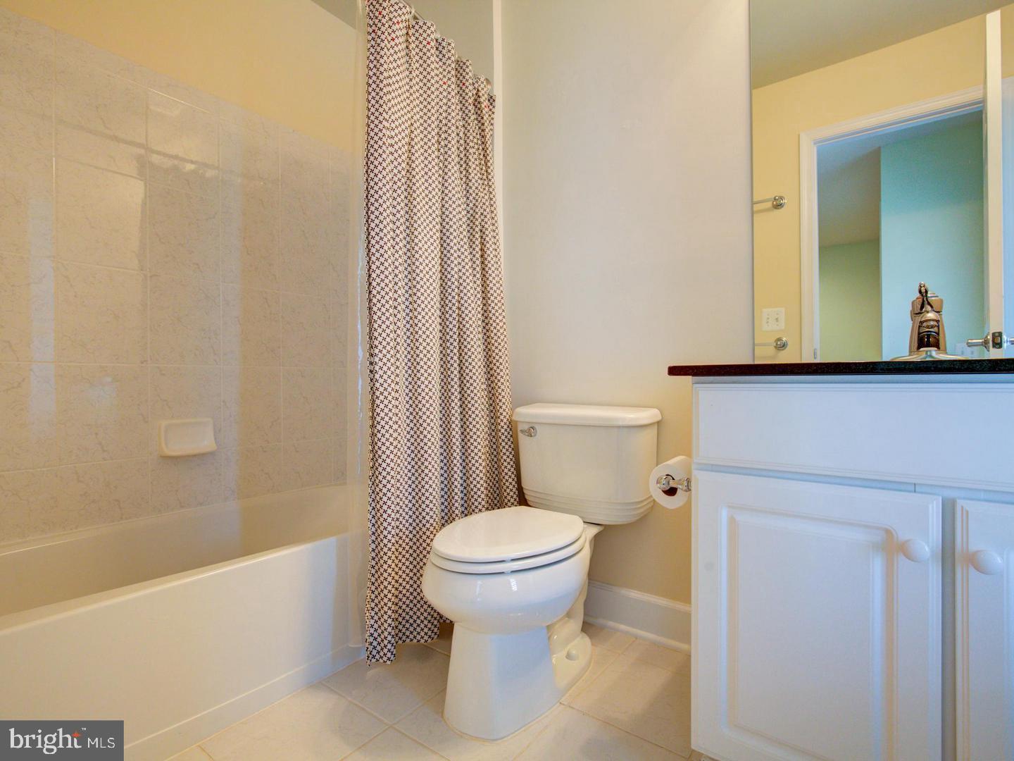 OAKLAWN - Residential Lease