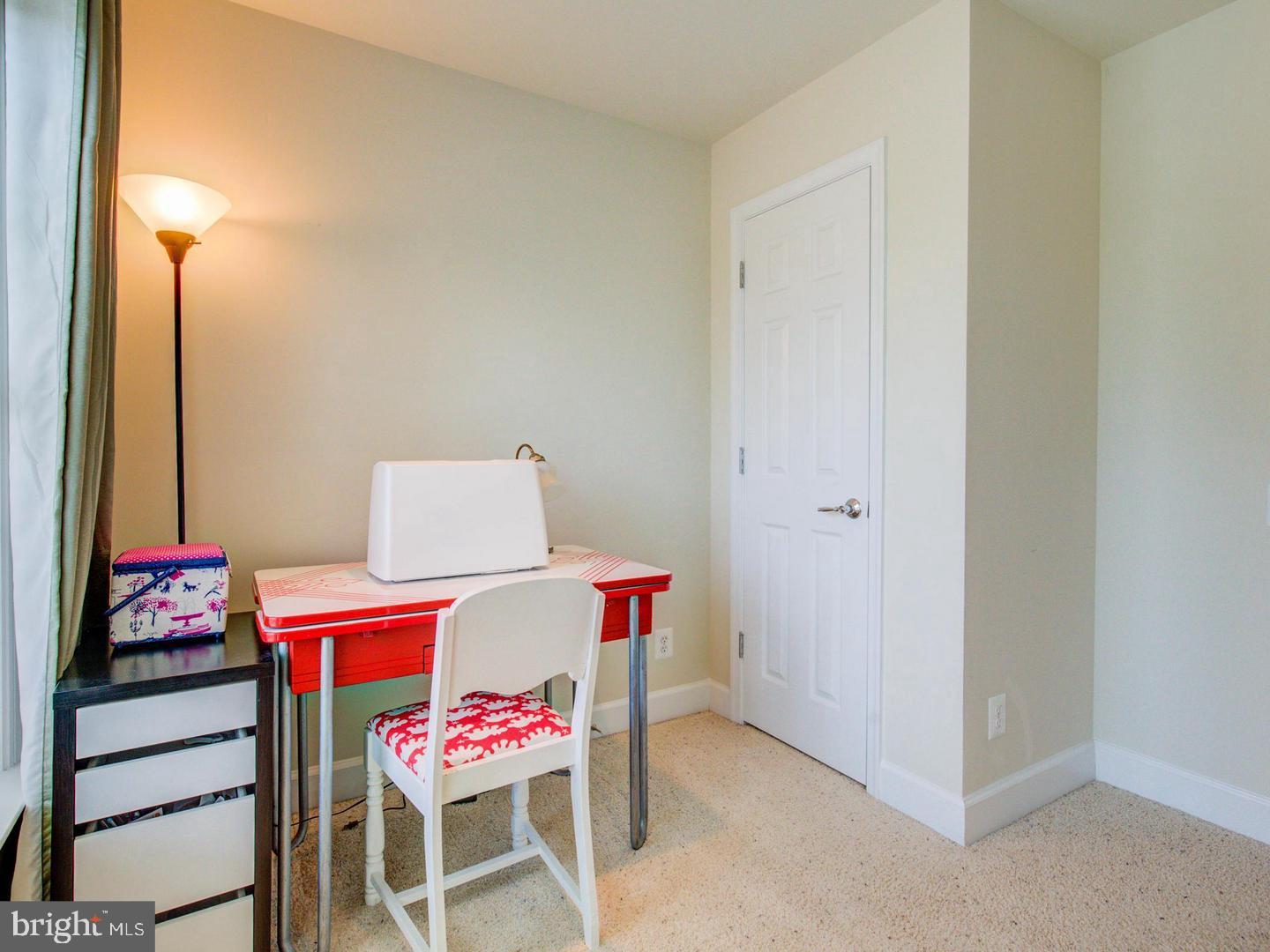 OAKLAWN - Residential Lease