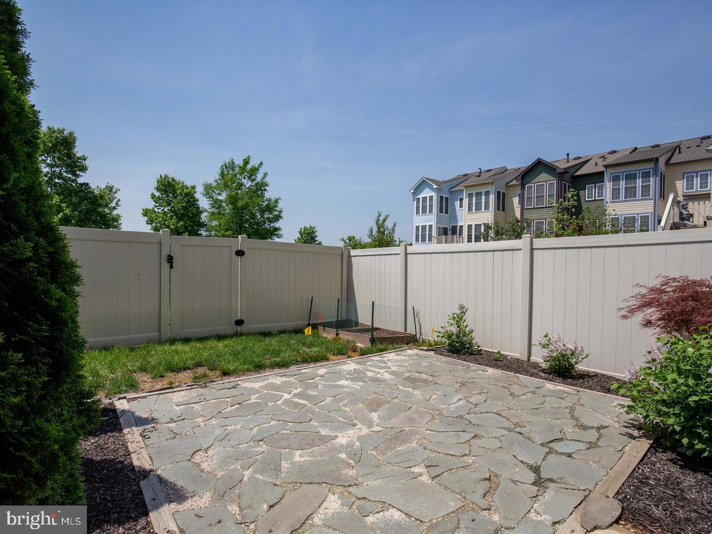 OAKLAWN - Residential Lease