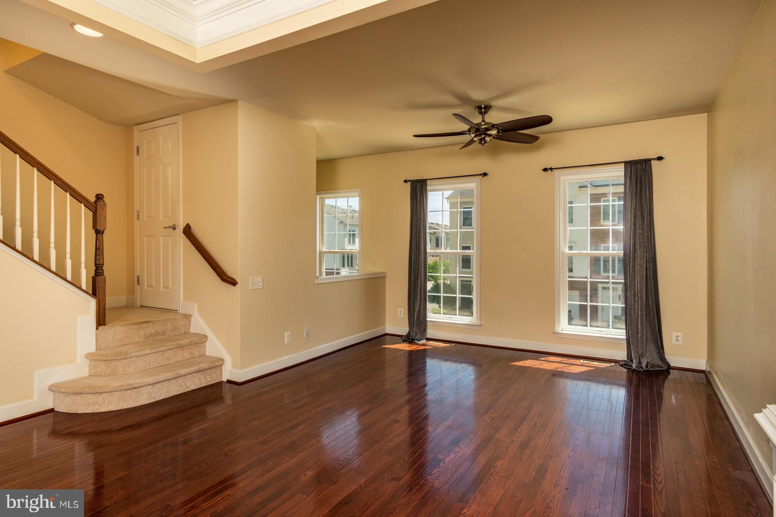 OAKLAWN - Residential Lease