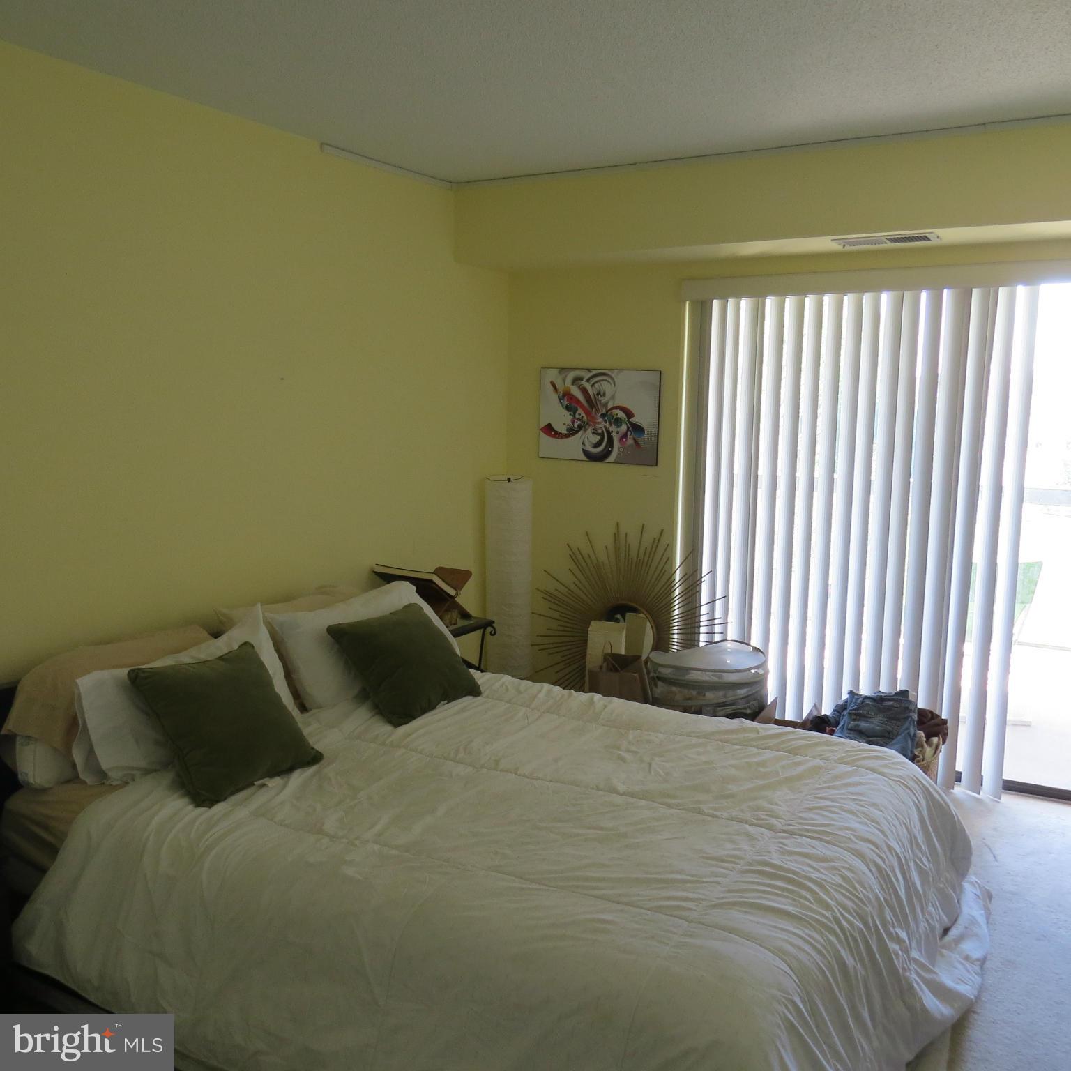 WATERGATE AT LANDMARK - Residential Lease