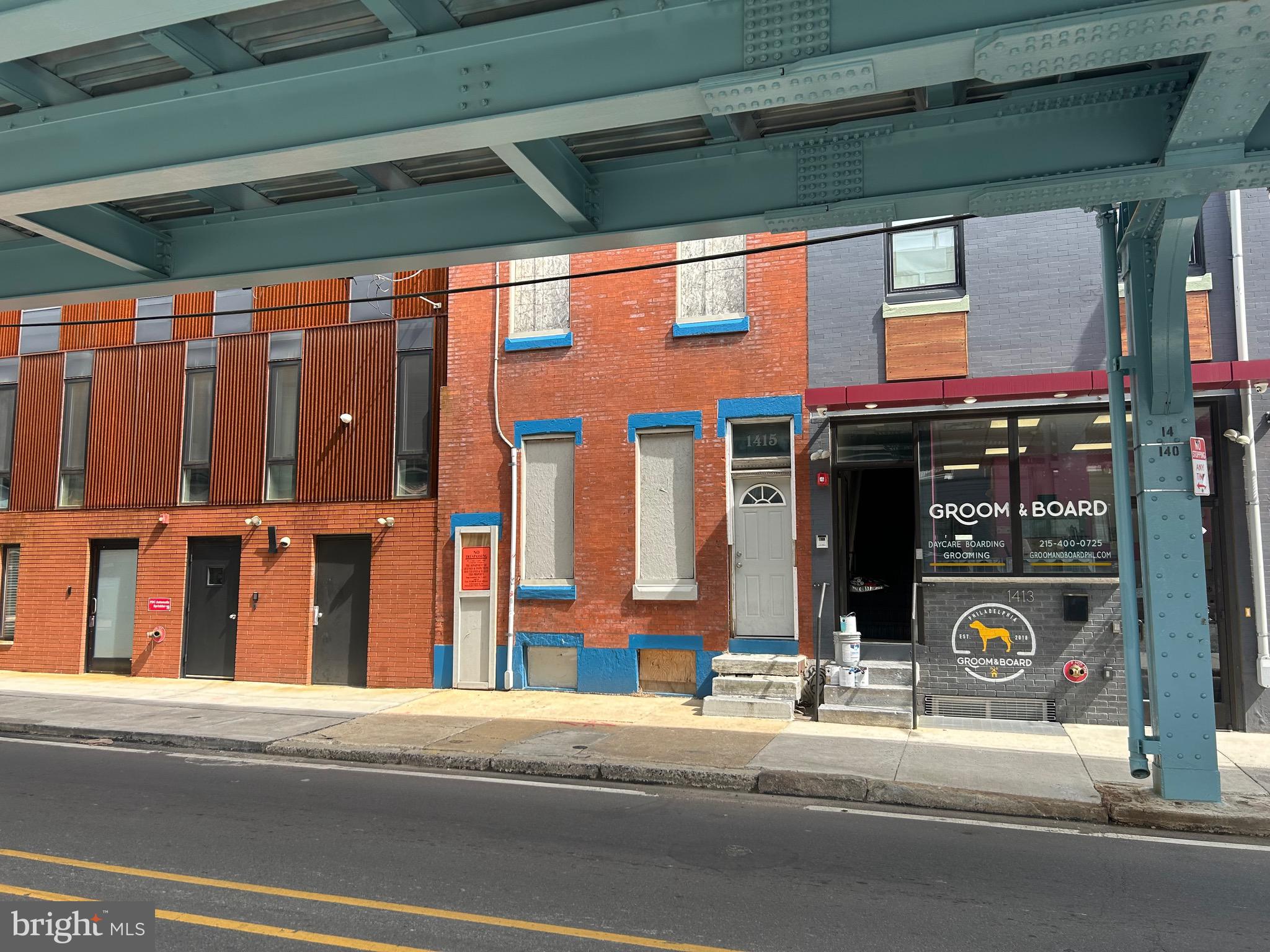 1415 N FRONT STREET