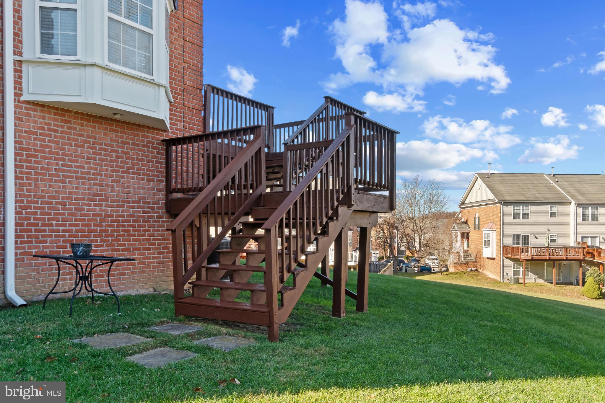 LYONS GATE - Residential