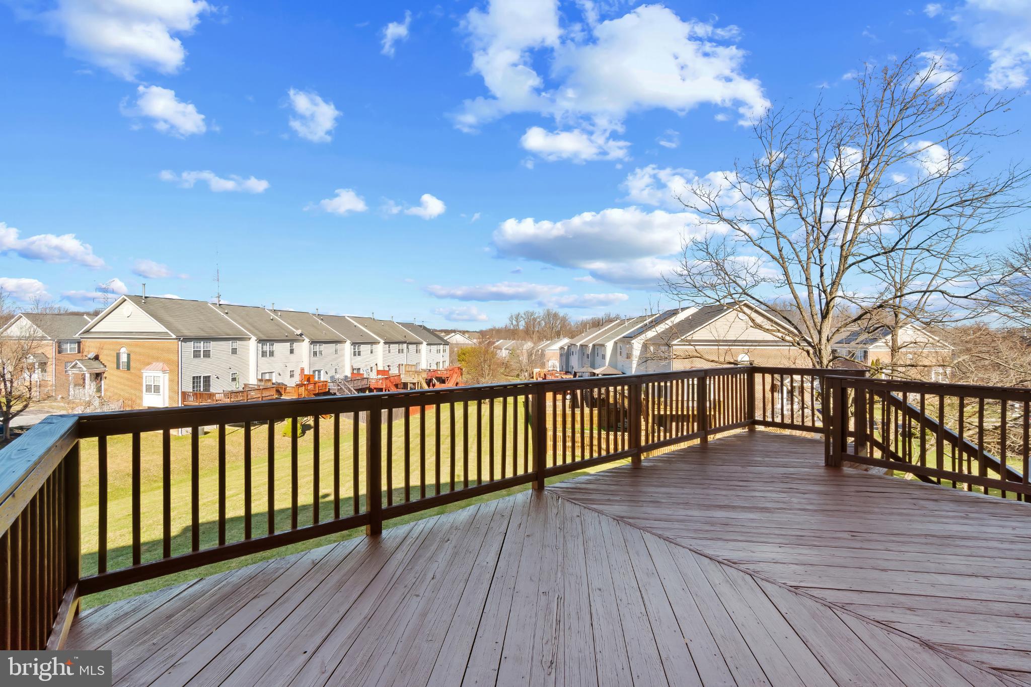 LYONS GATE - Residential