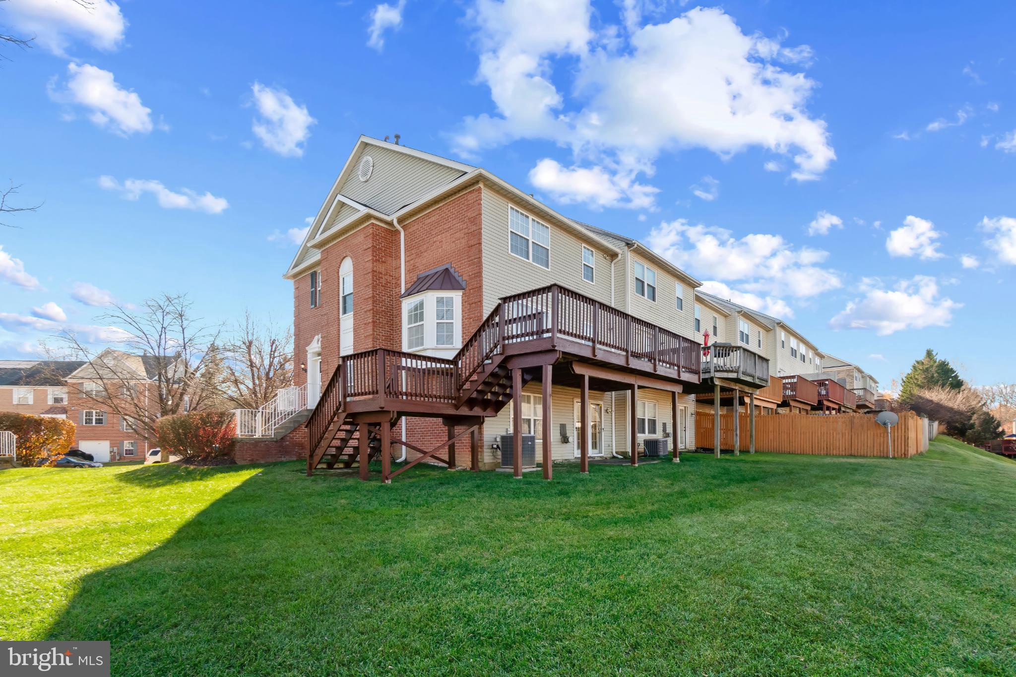 LYONS GATE - Residential