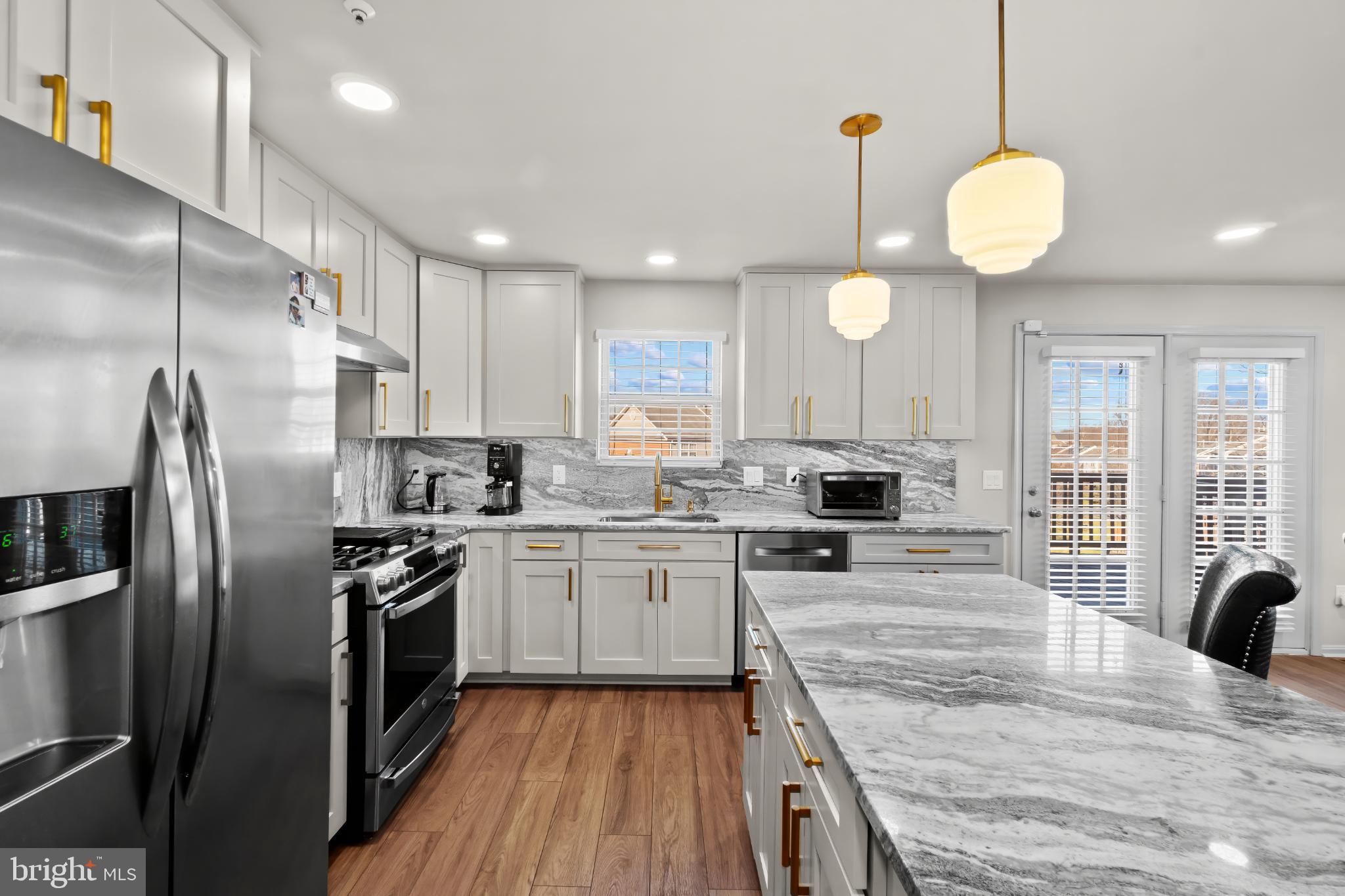 LYONS GATE - Residential