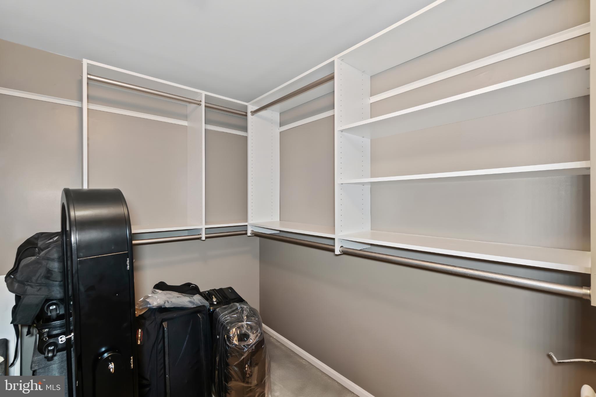 LYONS GATE - Residential