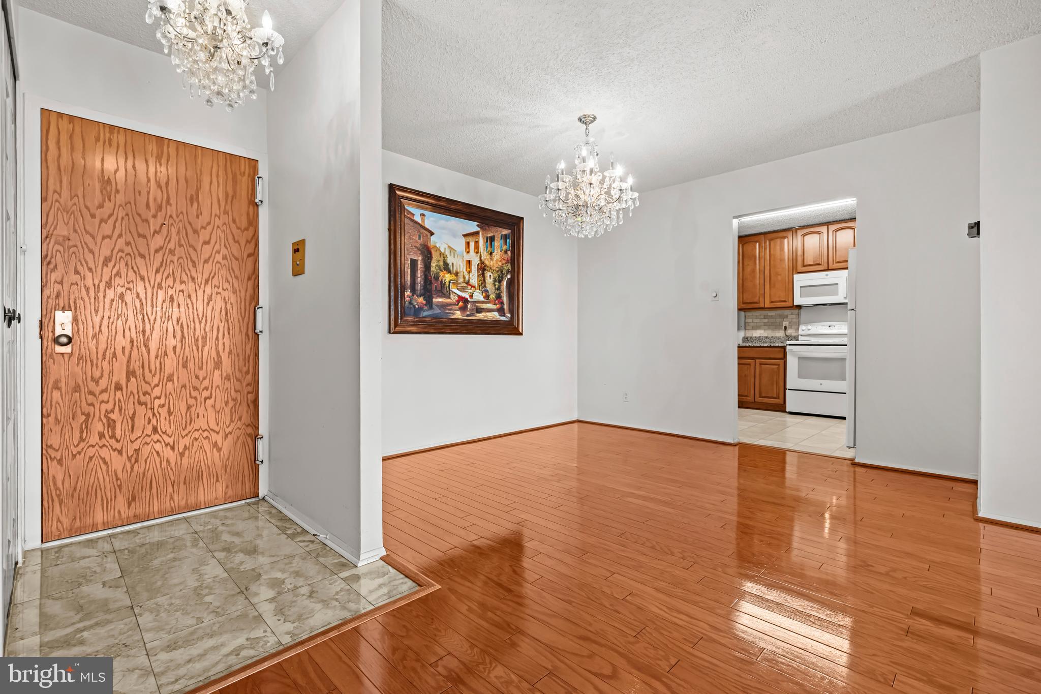 REGENCY AT MCLEAN - Residential