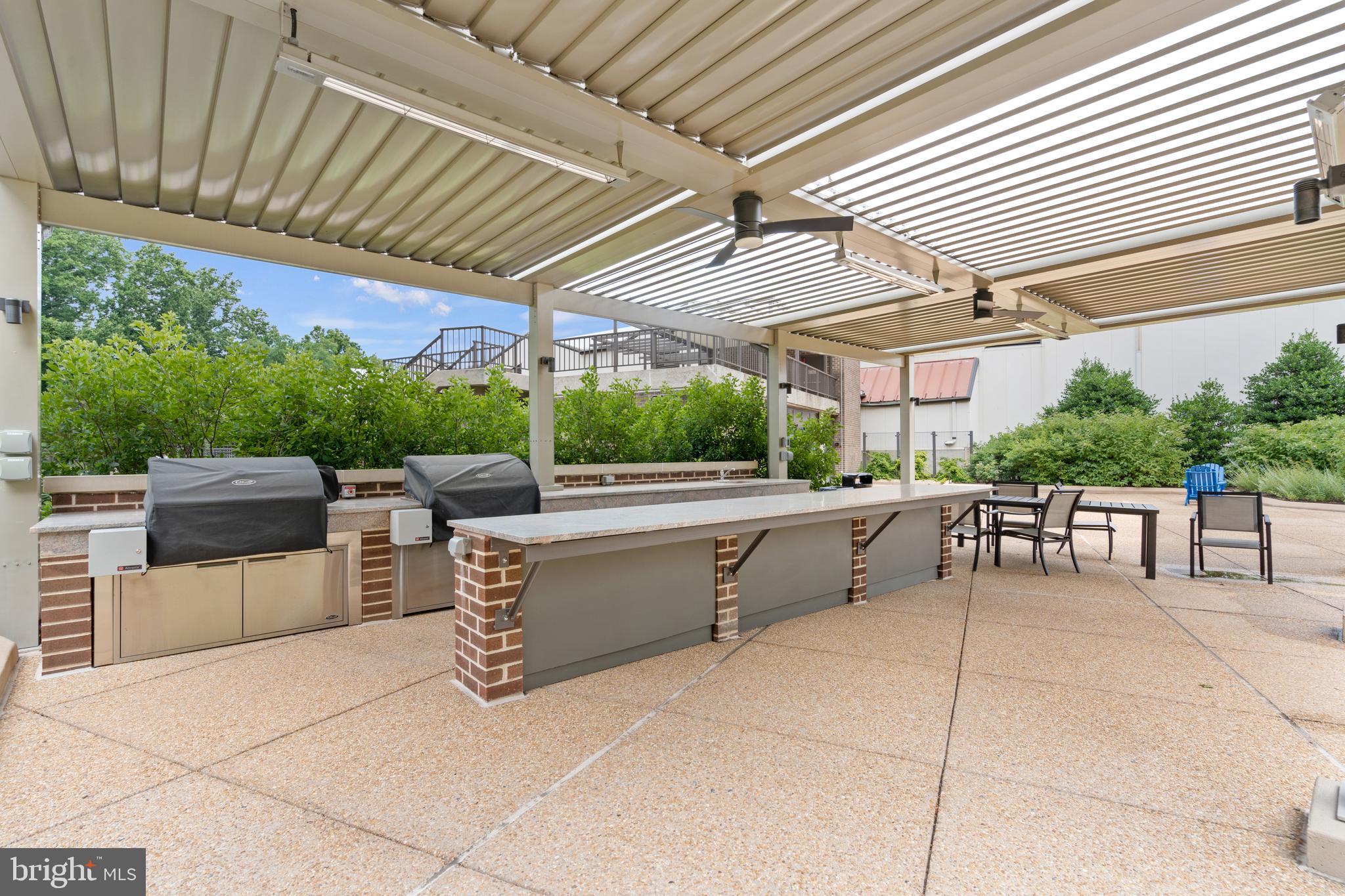 REGENCY AT MCLEAN - Residential