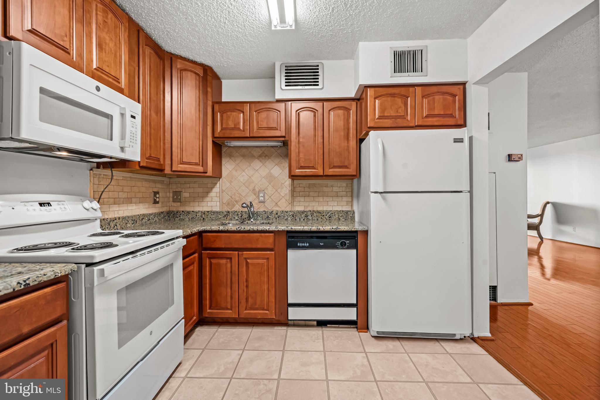 REGENCY AT MCLEAN - Residential