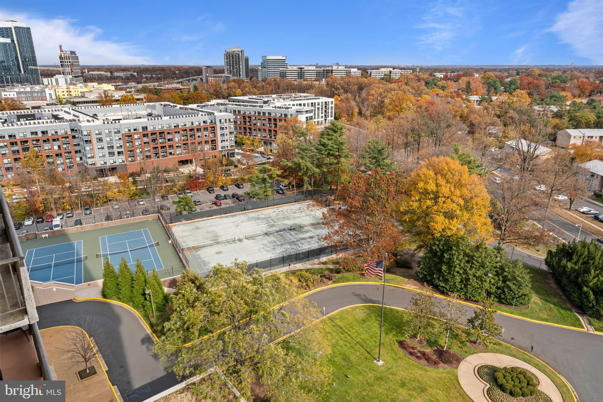 REGENCY AT MCLEAN - Residential