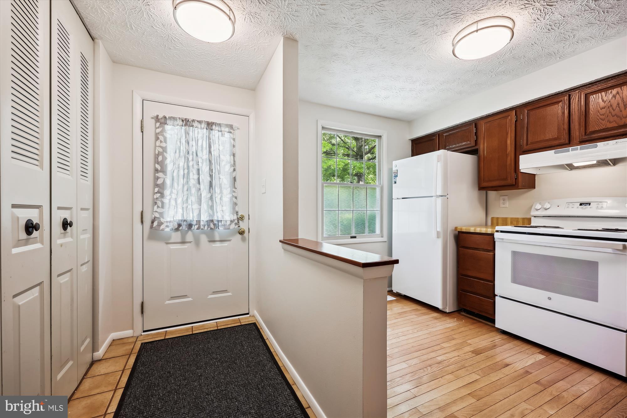 1279 ELM GROVE CIRCLE