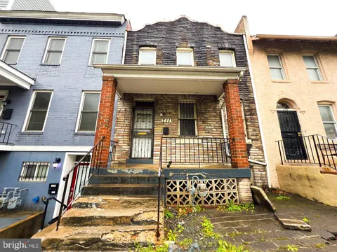 711 Florida Avenue NE, Washington, DC MLS: DCDC2194462