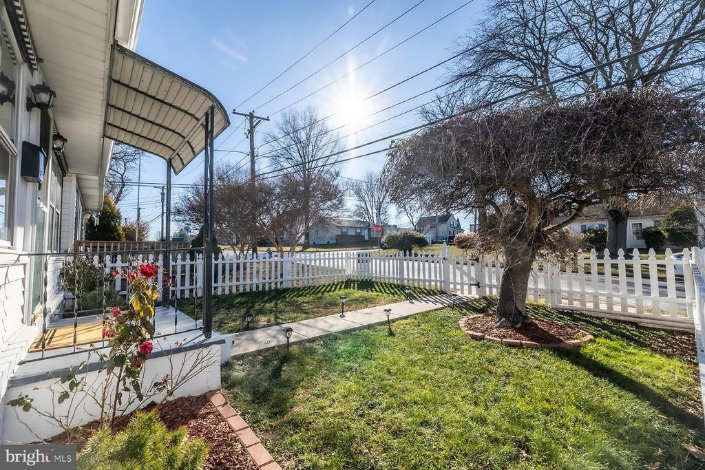 Photo of 2803 Broadway Avenue, HATBORO, PA 19040 (MLS # PAMC2163446)